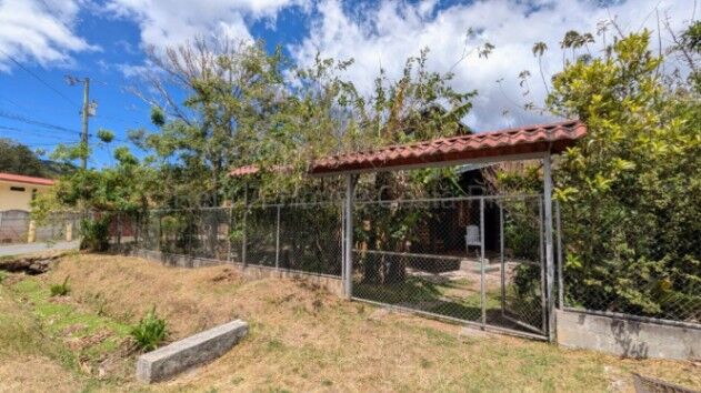 Venta de Cabaña en Dota-Santa María, San José.  en Santa María, Dota, San José — ₡ 49 500 000