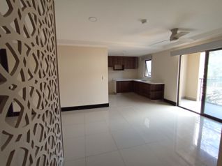 Venta ó Alquiler de Apartamento en Condominio C. Colon - SM1265 in Colón, Mora, San José — $200,000 - Photo 4 of 30