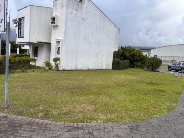 SE VENDE BELLO LOTE EN PARAÍSO DE CARTAGO.  en Paraíso, Cartago — ₡ 26 000 000
