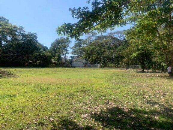 Se vende amplio lote de 1.5 hectáreas en Garabito Puntarenas 25-1235 in Jacó, Garabito, Puntarenas — $2,796,120