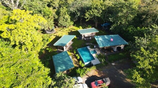 Hotel Eco Lung a solo un km. de Montezuma.  in Cóbano, Puntarenas — $700,000