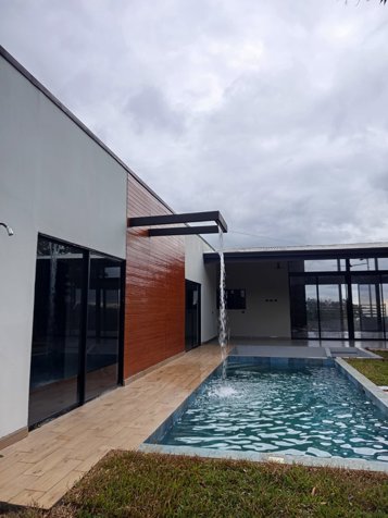 Vivienda ultramoderna en una comunidad privada de Atenas in Atenas, Alajuela — $610,000 - Photo 2 of 24