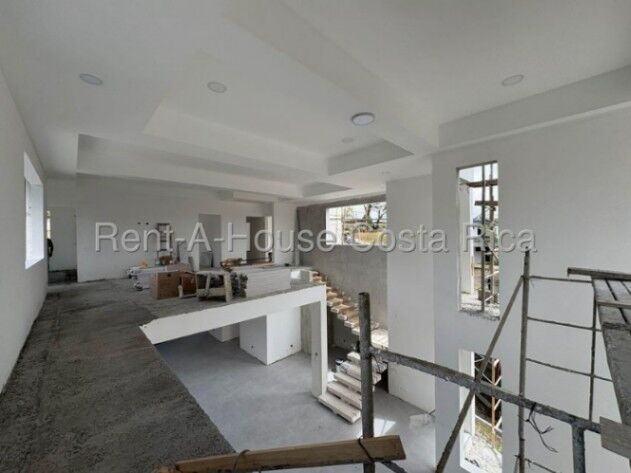 Venta de Casa en Ulloa-Heredia. RAH 26-1451  en Ulloa, Heredia — ₡ 348 000 000