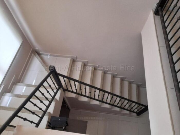 Se alquila casa en El Coyol Alajuela 27-191 en San José, Alajuela — $1,800