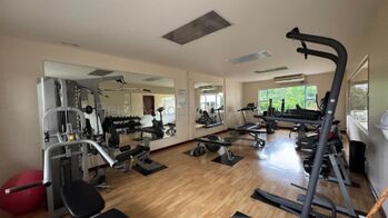 Alquiler | Apartamento amueblado de lujo con amenidades en Escazú #27-32 GS en San Rafael, Escazú, San José — $2,500 - Foto 4 de 8