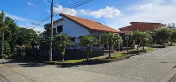 Venta de Casa en Barva, Heredia. RAH 25-1951 en San Roque, Barva, Heredia — $362,000 - Foto 4 de 4