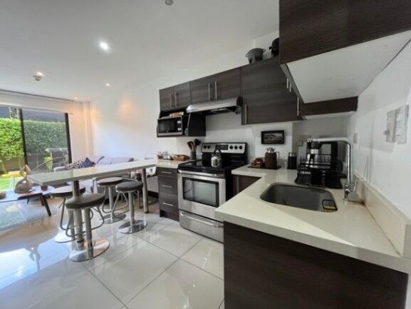 Alquiler de Apartamento en Pozos de Santa Ana. en Pozos, Santa Ana, San José — $1,150
