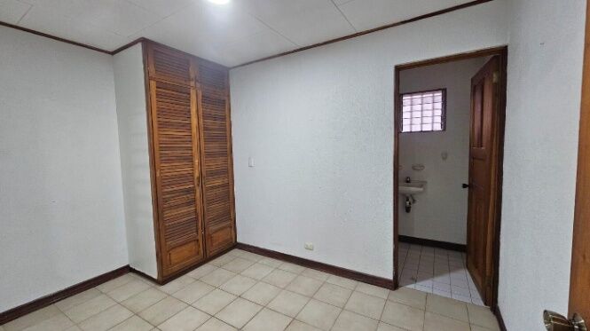 Alquiler de Casa en Freses, Curridabat. RAH 26-240 in Granadilla, Curridabat, San José — $2,200