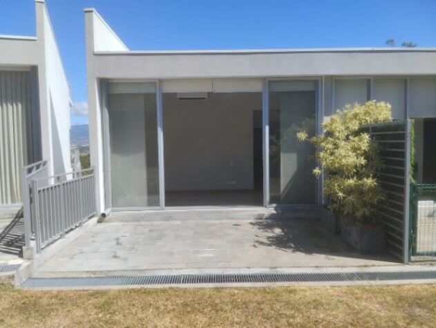 ALQUILER DE APARTAMENTO CON LÍNEA BLANCA, ESCAZU, GUACHIPELÍN - 7535328 in San Rafael, Escazú, San José — $2,400