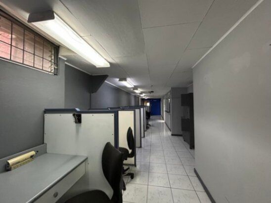 MLS-25-1614 ALQUILER EDIFICIO COMERCIAL CATEDRAL SAN JOSE in Catedral, San José — $6,500