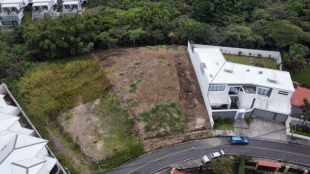 Venta de Lote en Escazú, San José. RAH 26-717 en Escazú, San José — $343,000