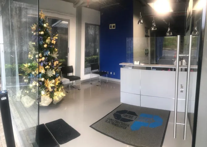 Edifico de Oficina y Lote de Parqueo in Desamparados, Alajuela — $500,000 - Photo 2 of 16