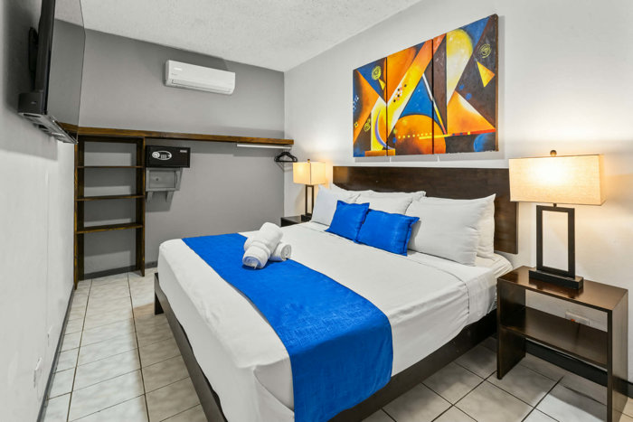 Rental Vacacional 20 Habitaciones | Casino Cocal en Jacó, Garabito, Puntarenas — $2,999,999