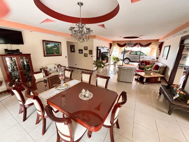 Venta propiedad con potencial desarrollo San Isidro Heredia in San Francisco, San Isidro, Heredia — $900,000 - Photo 3 of 9