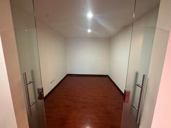 Alquiler de Esplendida Oficina en Santa Ana / Mls. 26-1158 OFC JB en Pozos, Santa Ana, San José — $3,020 - Foto 4 de 6