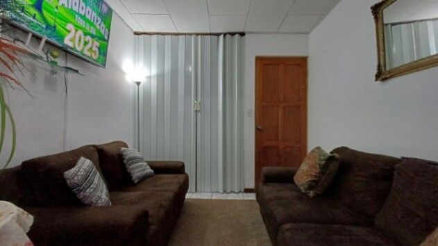 MLS-26-244 LS VENTA CASA CON APARTAMENTO GOICOECHEA SAN JOSE in Ipís, Goicoechea, San José — $196,000