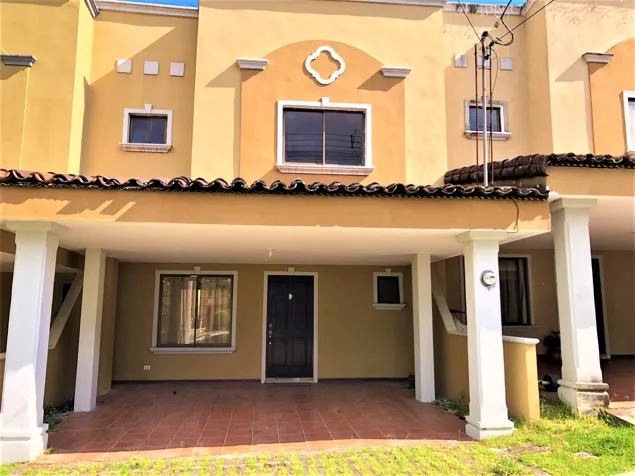 Venta de casa en Condominio Hacienda Imperial in Concepción, La Unión, Cartago — $200,000
