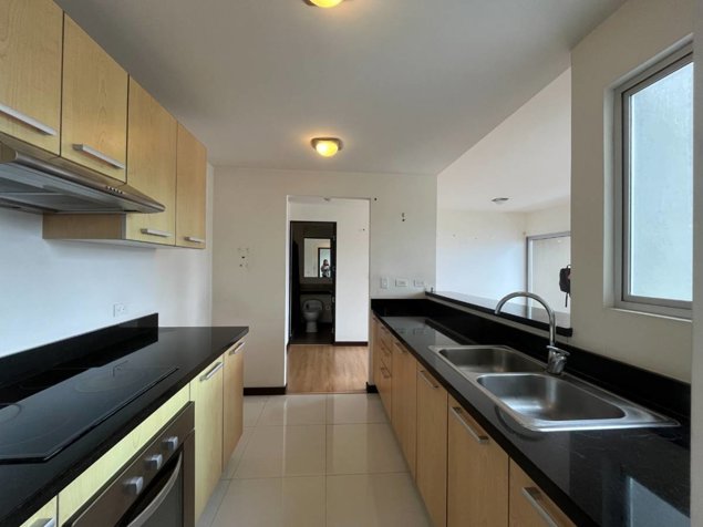 Venta de apartamento en San José in Merced, San José — $190,000 - Photo 2 of 20