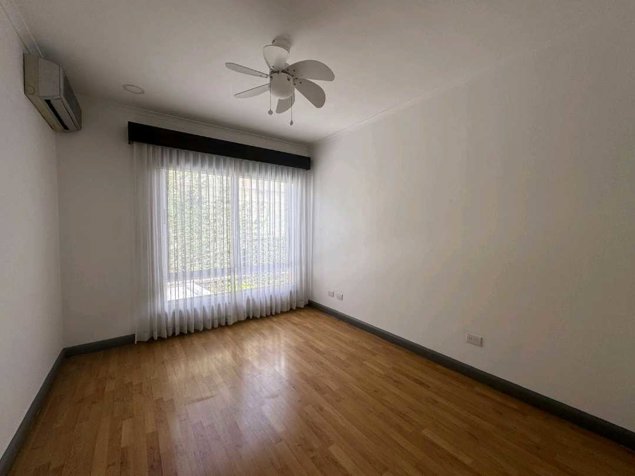 OPORTUNIDAD EN CONDOMINIO CASA DEL BOSQUE, GUACHIPELIN. in Escazú, San José — $220,000 - Photo 3 of 22