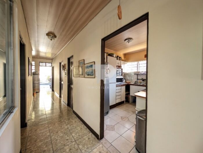 SE VENDE CASA HEREDIA CERCA DEL HOSPITAL CON POTENCIAL COMERCIAL SCG5 in Heredia — $350,000