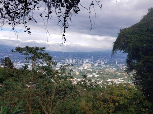 Venta de Lote en Escazú. RAH 26-795 en Escazú, San José — $180,000