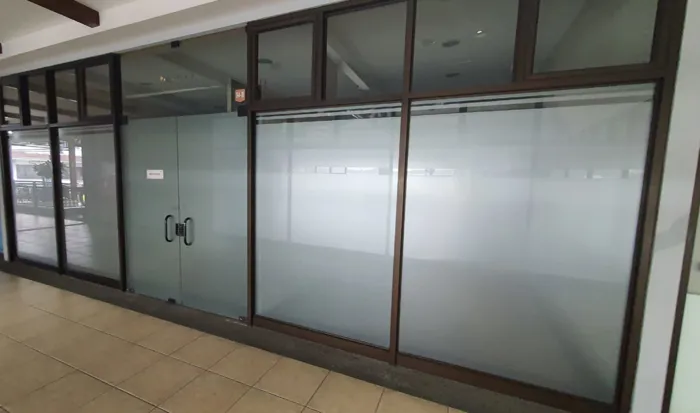 ALQUILER DE LOCAL, SAN JOSÉ, PLAZA ROHRMOSER in Pavas, San José — $1,700