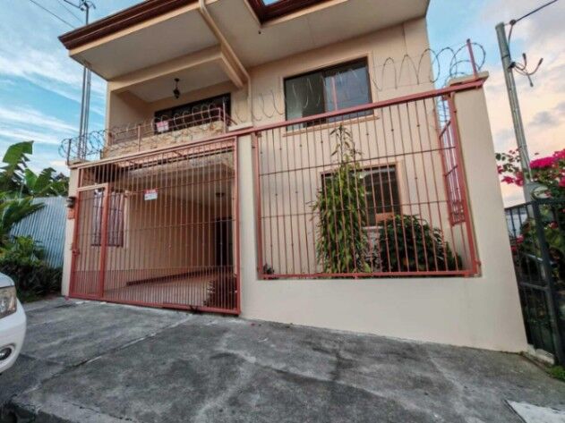 Venta de hermosa casa excelente ubicacion en turrialba 26-970 en Turrialba, Cartago — $143,000