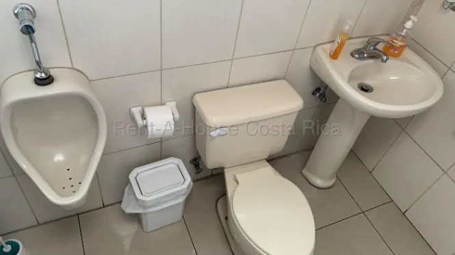 Complejo de oficinas en venta cerca de la Embajada de Estados Unidos #26-2133 GS en Pavas, San José — $3,500 - Foto 2 de 10