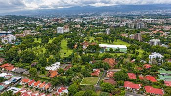 Lotes en Venta San Rafael de Escazú cerca Country Club en San Rafael, Escazú, San José — $155,000 - Foto 4 de 13