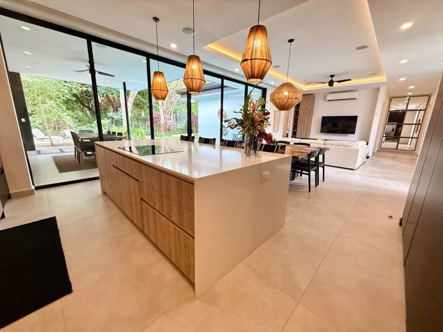 Signature Luxury Villa in Hacienda Pinilla en Tamarindo, Santa Cruz, Guanacaste — $1,250,000 - Foto 3 de 7