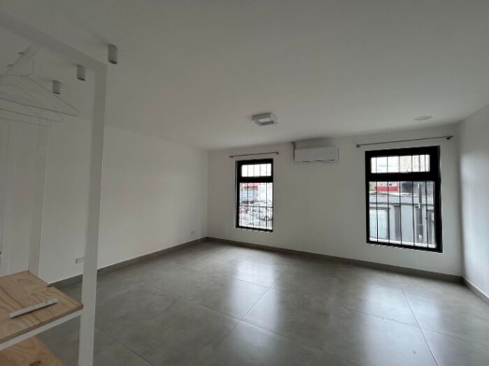 EDIFICIO MONOAMBIENTE , EN VENTA, BARRIO AMON SAN JOSÉ,  $1.150.000 COD#25-1569 en Carmen, San José — ₡ 1 150 000