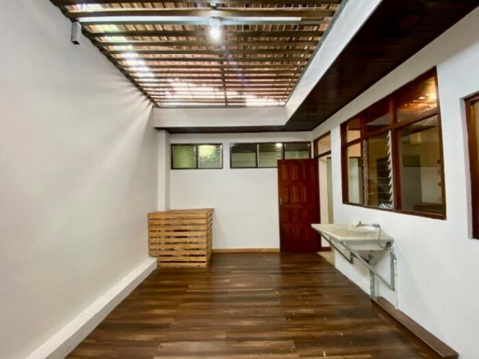 Alquiler de Casa para Oficinas en Hospital, San José. RAH 26-139 en Hospital, San José — $2,500