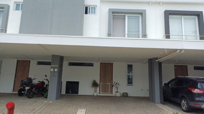 Se vende espaciosa casa con patio en condominio de Ulloa Heredia 26-398 in Ulloa, Heredia — ₡ 105 000 000