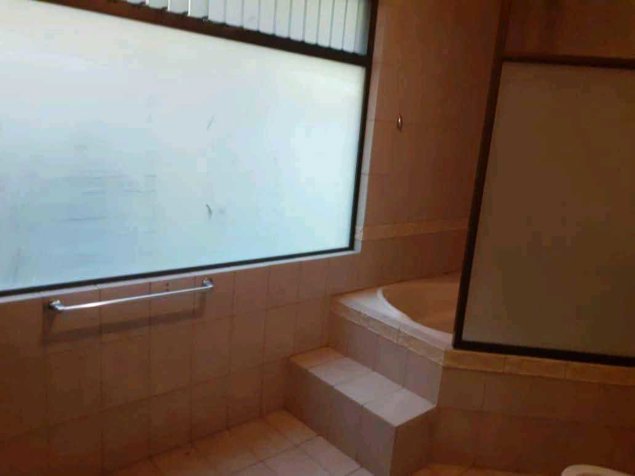 CASA CON PISCINA EN SANTO DOMINGO CENTRO. in Santo Domingo, Heredia — $358,000 - Photo 3 of 18