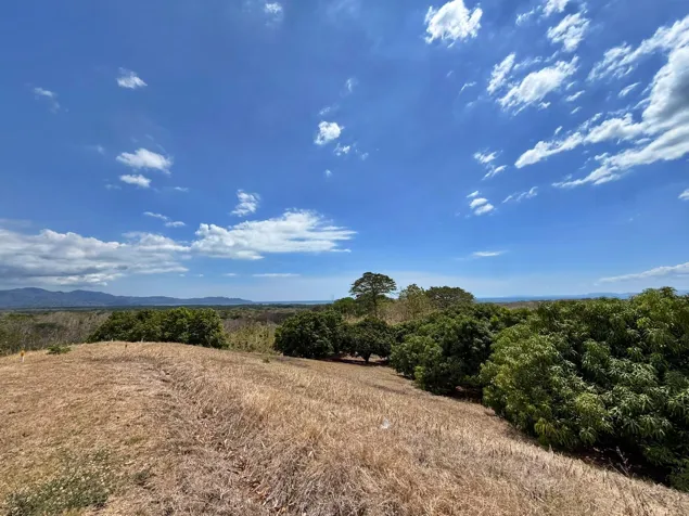 Venta finca con vista al mar y árboles frutales, Garabito. (MV) en Jacó, Garabito, Puntarenas — $560,000