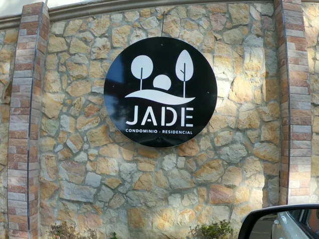 Elegant 3-Bedroom Sanctuary with Private Pool in Atenas, Alajuela — $550,000 - Photo 3 of 18