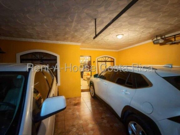 MLS-26-1426 LS VENTA CASA SAN JOSE ALAJUELA CONTACTENOS AL # 86127562 en San José, Alajuela — ₡ 75 000 000