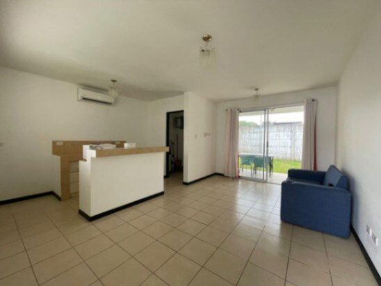 Venta de Casa en Garabito, Puntarenas. RAH 26-825 en Jacó, Garabito, Puntarenas — ₡ 70 000 000