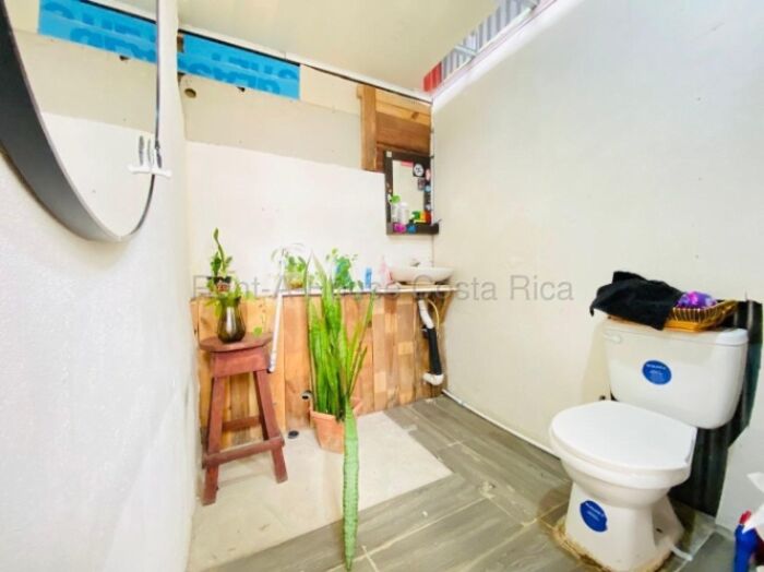 Venta | Casa de 5 habitaciones con apartamento independiente en Montes de Oca #26-1715 GS en San Rafael, Montes De Oca, San José — $200,431