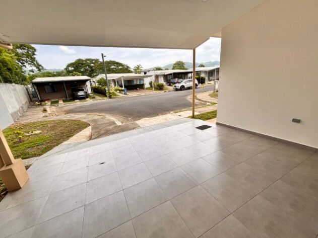 SE VENDE CASA AMOBLADA EN CONDOMINIO ARENAS HERRADURA in Jacó, Garabito, Puntarenas — ₡ 150 000 000