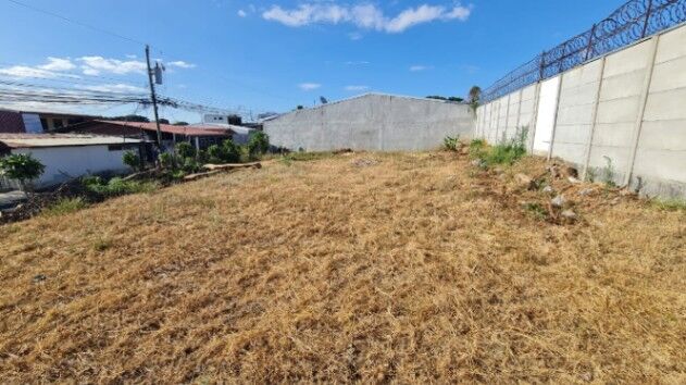 SE VENDE LOTE EN VILLA ANATOLIA ALAJUELA  en Alajuela — ₡ 35 000 000