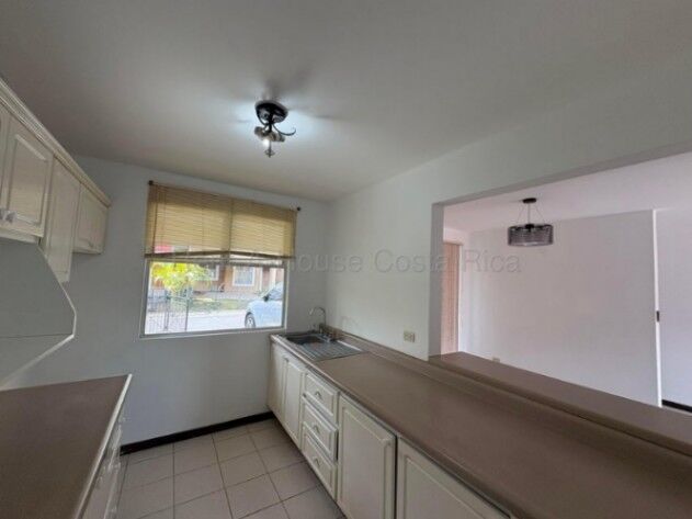 Alquiler de Casa en Moravia-La Trinidad.  in La Trinidad, Moravia, San José — ₡ 600 000