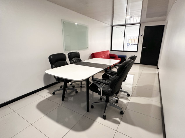 Alquiler de casa comercial en Curridabat in Curridabat, San José — $2,500