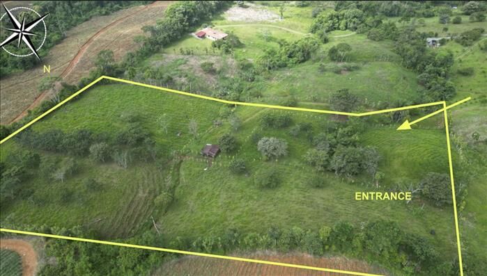 2.5 HEC / 6.17 ACRES LOT IN QUIZARRÁ  en Cajón, Pérez Zeledón, San José — $140,000