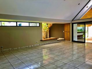 Remate Bancario -Casa en Venta En Laureles Escazú in San Rafael, Escazú, San José — $755,423 - Photo 4 of 29