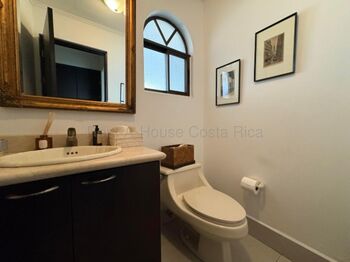 Se vende casa con terraza y jardín en Belén Heredia 26-1494 en San Antonio, Belén, Heredia — 270 000 000 ₡ - Foto 4 de 24