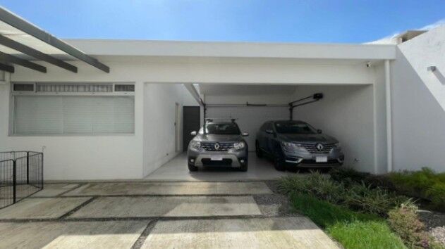 MS-26-97 LS VENTA CASA SAN RAFAEL ESCAZU en San Rafael, Escazú, San José — $389,000 - Foto 1 de 10