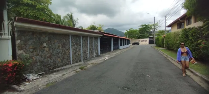 Prime corner commercial building in Jaco in Jacó, Garabito, Puntarenas — $875,000 - Photo 3 of 17