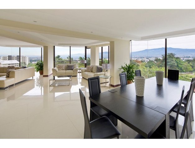 Venta de apartamento en Altos de Marbella Bello Horizonte Escazú en San Rafael, Escazú, San José — $490,000
