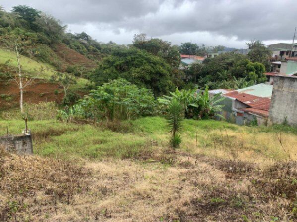 lote cenrto de paraiso con 3 terrazas listo para construir en Paraíso, Cartago — ₡ 45 000 000